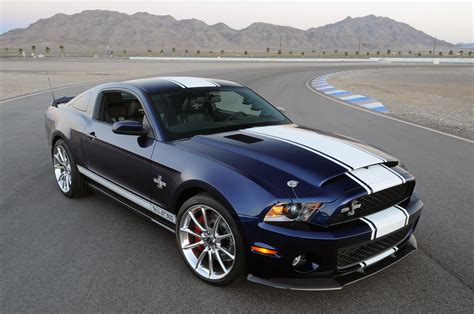 mustang shelby gt500 2011